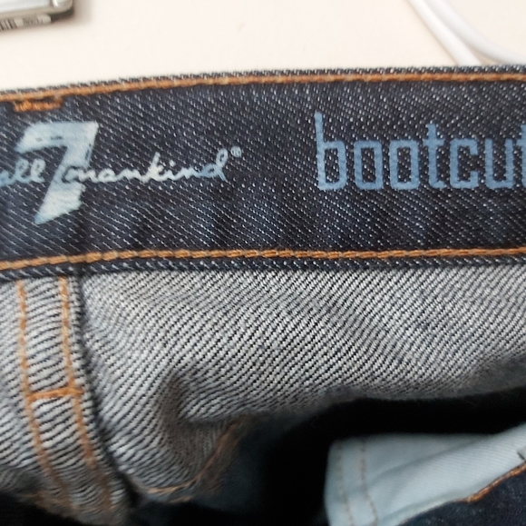 Jean's - Picture 4 of 10